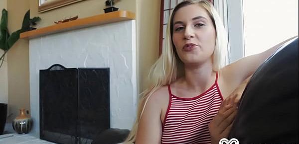  Niki Snow Spend Some Loving Time With Stepbro